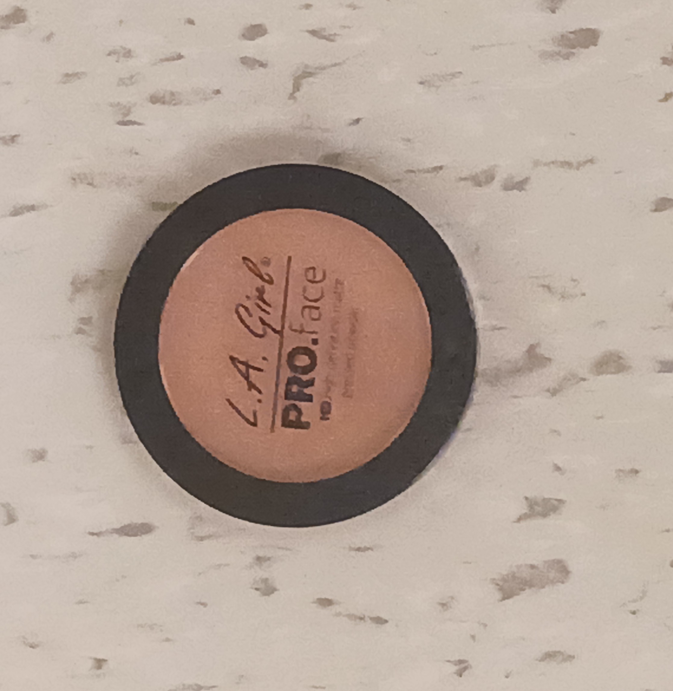 Front of makeup container that would be used for the circuit