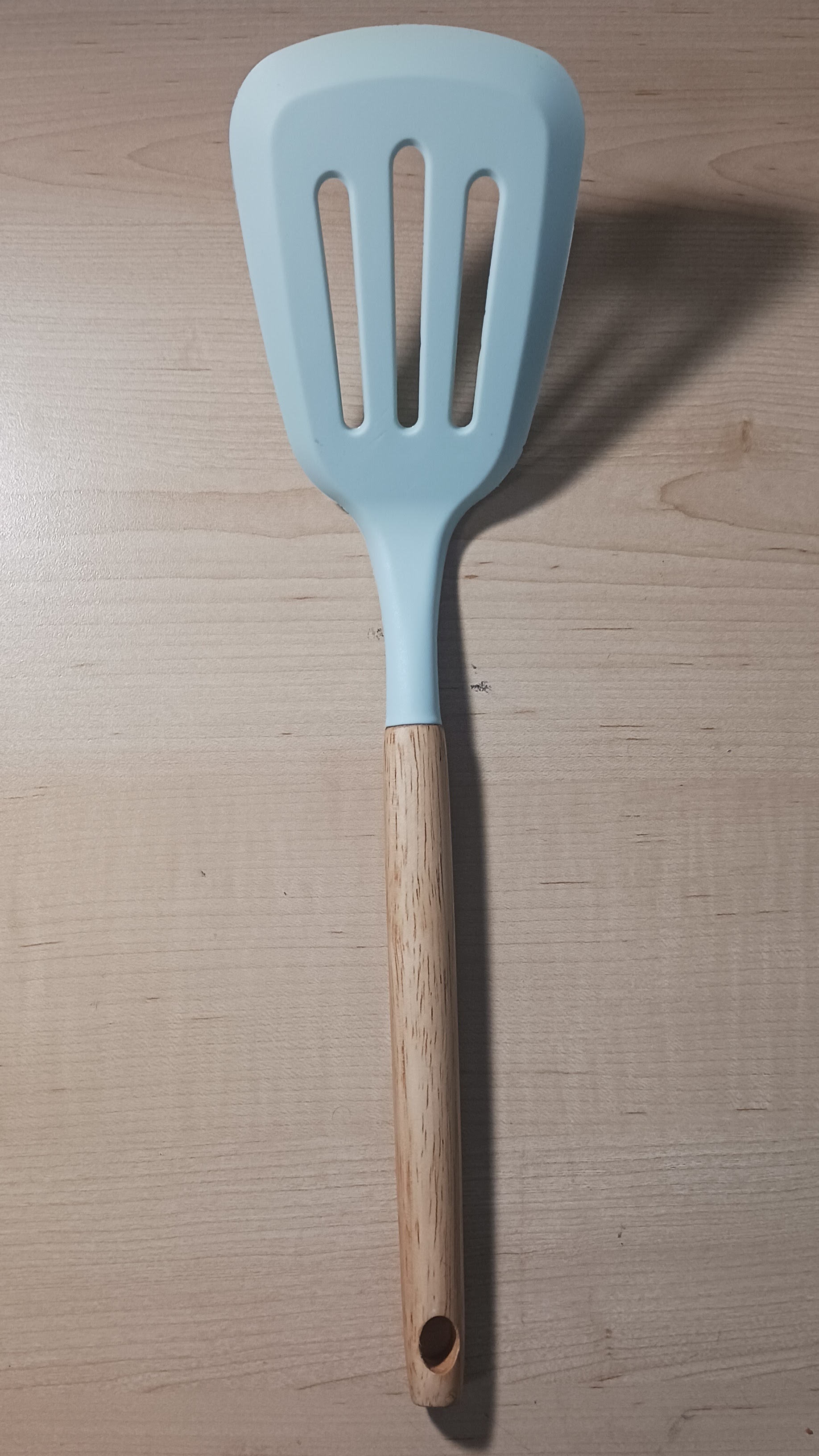 Top-down view of a spatula that I will be modeling for its complex geometry