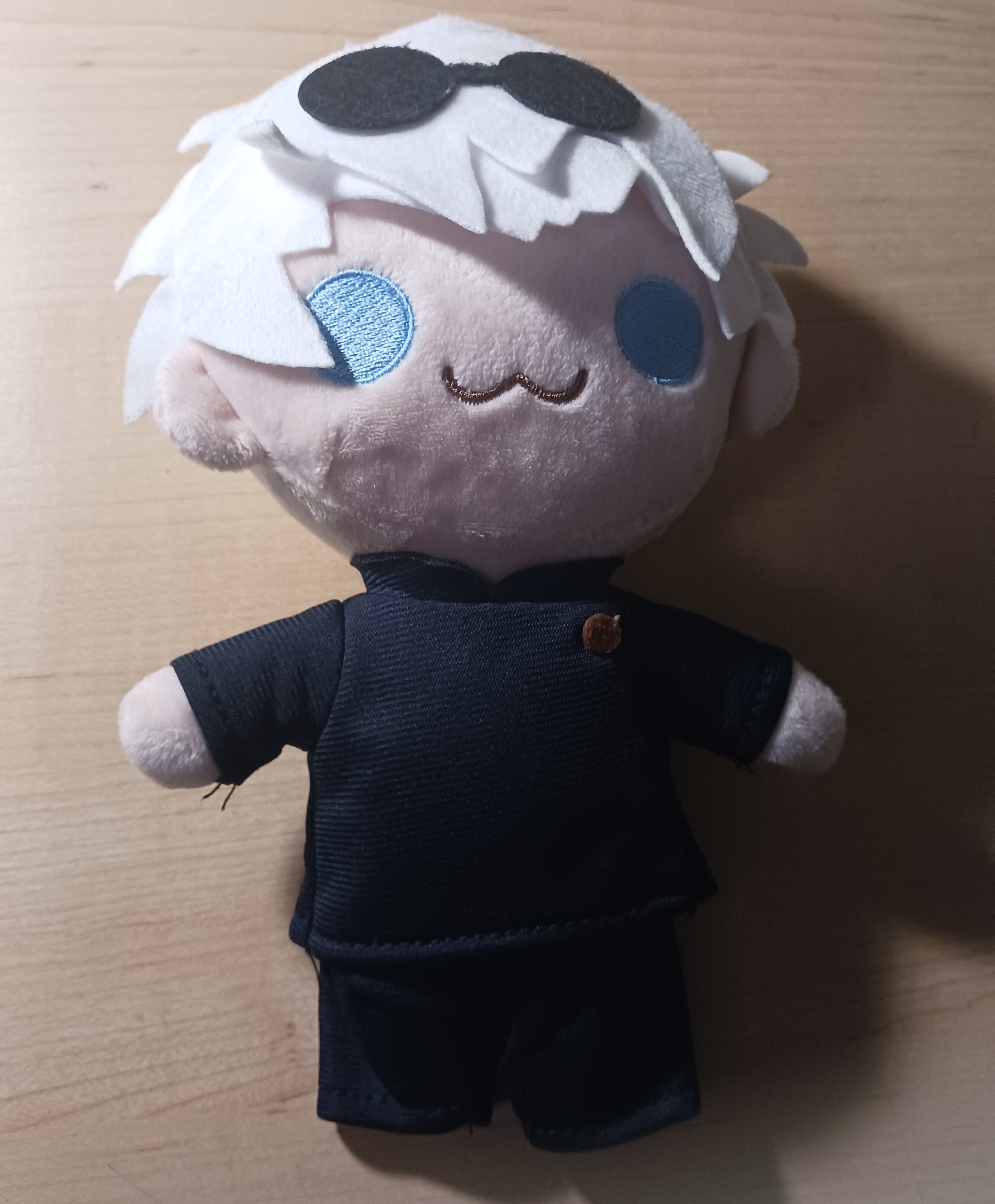 Front view of 2nd object